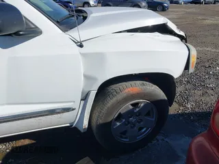 2005 Dodge Dakota Laramie with VIN 1D7HW58N35S189677, listed as a IAAI auction lot 41335613 with 159,501 mi miles and . Bid and sale history available at DreamBid. Image 18.