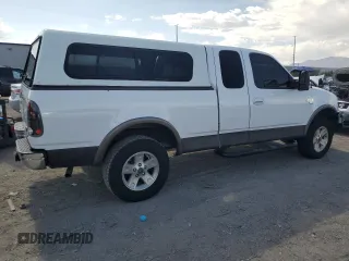 2002 Ford F-150 XL z VIN 1FTRX18L42NB40419, wystawiony jako Copart lot #60486205 z przebiegiem 241 853 mil mil oraz Szkoda całkowita • Salvage title. Historia ofert i sprzedaży dostępna na DreamBid. Obrazek 3.