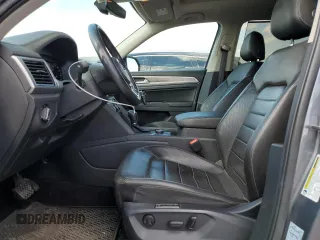2019 Volkswagen Atlas SEL Premium z VIN 1V2NR2CA5KC524661, wystawiony jako Copart lot #50815745 z przebiegiem 134 940 mil mil oraz Szkoda całkowita • Salvage title. Historia ofert i sprzedaży dostępna na DreamBid. Obrazek 7.