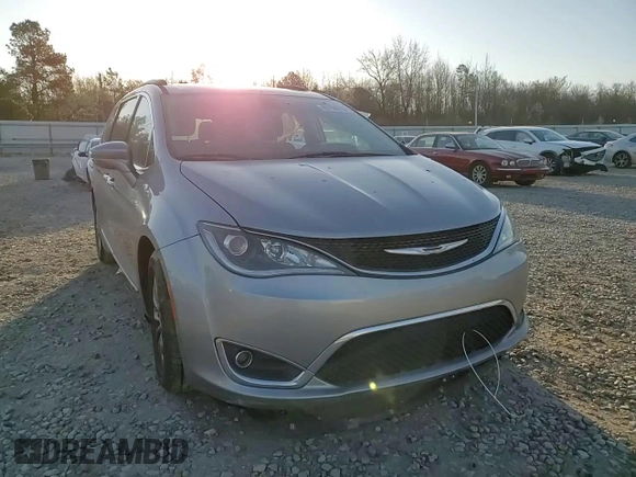 2017 Chrysler Pacifica Touring L with VIN 2C4RC1BG0HR683334, listed as a Copart auction lot 48756915 with 178,239 mi miles and Salvage Title. Bid and sale history available at DreamBid. Image 12.