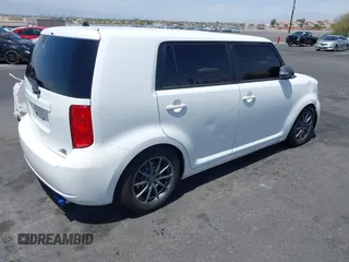2008 Scion xB z VIN JTLKE50E181046191, wystawiony jako IAAI lot #42261389 z przebiegiem 138 745 mil mil oraz . Historia ofert i sprzedaży dostępna na DreamBid. Obrazek 4.