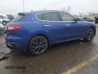2019 Maserati Levante GranSport with VIN ZN661XUS0KX320617, listed as a Copart auction lot 49029974 with 92,698 mi miles. Bid and sale history available at carsss.com. Image 3.