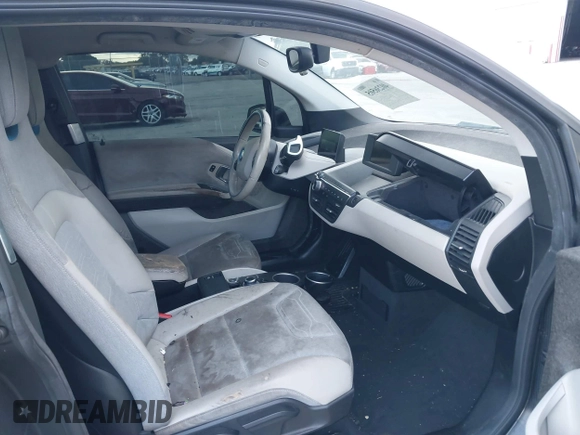 2015 BMW i3 with VIN WBY1Z4C59FV503755, listed as a IAAI auction lot 41303560 with Not provided miles and . Bid and sale history available at DreamBid. Image 5.