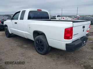 2008 Dodge Dakota ST with VIN 1D7HE22K98S565237, listed as a IAAI auction lot 41908055 with 242,270 mi miles and . Bid and sale history available at carsss.com. Image 3.