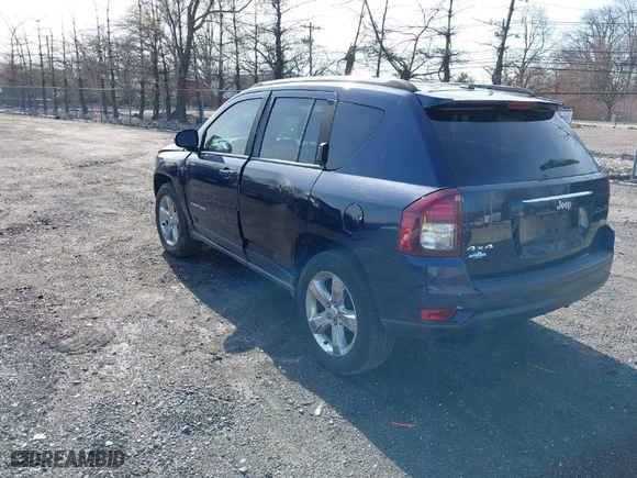 2014 Jeep Compass Latitude with VIN 1C4NJDEB1ED661864, listed as a IAAI auction lot 41950564 with 106,833 mi miles. Bid and sale history available at carsss.com. Image 3.