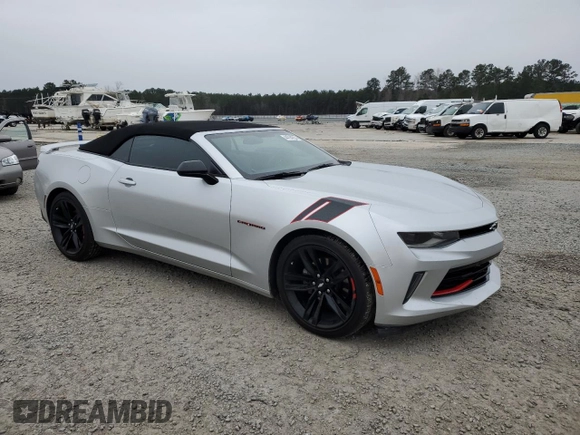 2017 Chevrolet Camaro 2LT z VIN 1G1FD3DS4H0215168, wystawiony jako Copart lot #44794965 z przebiegiem 56 267 mil mil oraz Szkoda całkowita • Salvage title. Historia ofert i sprzedaży dostępna na DreamBid. Obrazek 4.