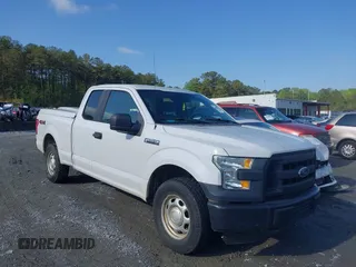 2016 Ford F-150 XLT with VIN 1FTEX1E89GFA95834, listed as a IAAI auction lot 41986995 with 153,202 mi miles. Bid and sale history available at carsss.com. Image 13.