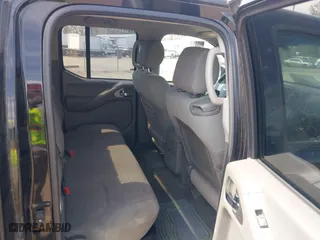 2009 Nissan Frontier SE with VIN 1N6AD07U89C405310, listed as a IAAI auction lot 41920771 with 271,894 mi miles. Bid and sale history available at carsss.com. Image 8.
