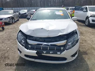 2010 Ford Fusion Hybrid with VIN 3FADP0L33AR392806, listed as a IAAI auction lot 41811194 with 131,627 mi miles. Bid and sale history available at carsss.com. Image 12.