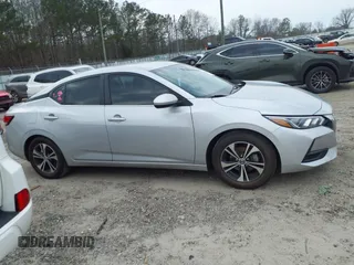 2022 Nissan Sentra SV z VIN 3N1AB8CVXNY315828, wystawiony jako IAAI lot #41688547 z przebiegiem 45 412 mil mil oraz . Historia ofert i sprzedaży dostępna na DreamBid. Obrazek 13.