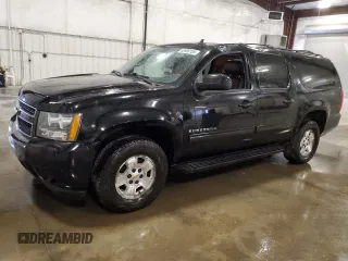 2011 Chevrolet Suburban LT with VIN 1GNSKJE38BR355306, listed as a Copart auction lot 62808155 with 87,787 mi miles and Salvage title. Bid and sale history available at DreamBid. Image 1.