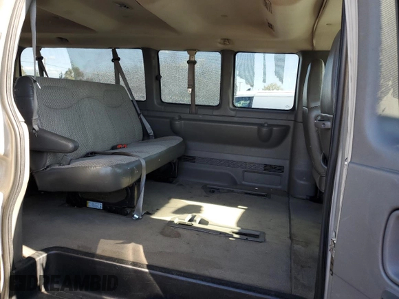 2005 Chevrolet Express Passenger with VIN 1GAHG39U851114716, listed as a Copart auction lot 49903085 with 148,670 mi miles and Clean title. Bid and sale history available at DreamBid. Image 11.