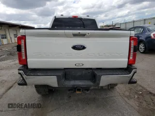 2023 Ford F-250 XL с VIN 1FT8W2BM4PEC84727, выставлен на аукционе Copart как лот 53122115 с пробегом 31 909 миль миль и Списание • Salvage title. История ставок и продаж доступна на DreamBid. Изображение 6.