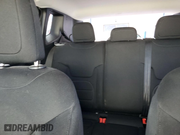 2021 Jeep Renegade Latitude with VIN ZACNJDBBXMPN14623, listed as a Copart auction lot 58861485 with 39,714 mi miles and Clean title. Bid and sale history available at DreamBid. Image 10.
