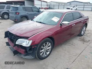 2019 Chrysler 300 Limited with VIN 2C3CCAKG4KH586497, listed as a IAAI auction lot 41511850 with 55,479 mi miles. Bid and sale history available at carsss.com. Image 2.