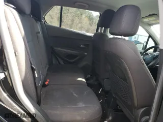 2020 Chevrolet Trax LS with VIN KL7CJKSB7LB040697, listed as a Copart auction lot 47274125 with 121,501 mi miles and Salvage Title. Bid and sale history available at carsss.com. Image 10.