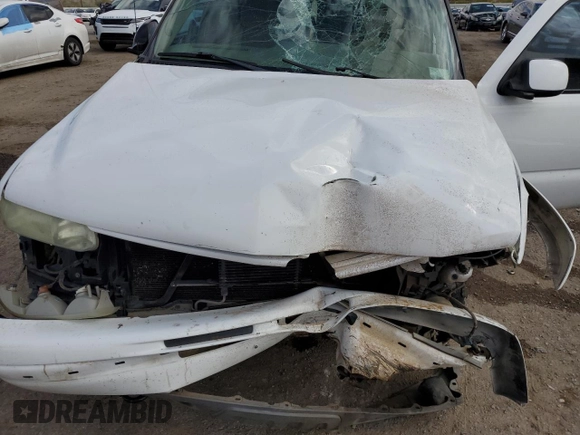 2004 Chevrolet Suburban Z71 with VIN 3GNFK16Z14G225097, listed as a Copart auction lot 55961695 with Not provided miles and Non repairable. Bid and sale history available at DreamBid. Image 11.