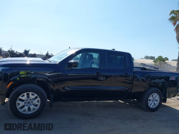 2024 Nissan Frontier SV with VIN 1N6ED1FK2RN603585, listed as a IAAI auction lot 42771501 with 8,818 mi miles and . Bid and sale history available at DreamBid. Image 14.