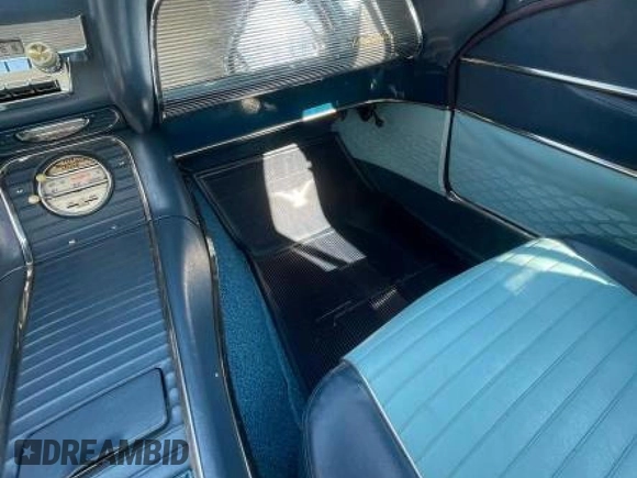 1959 Ford Thunderbird с VIN J9YH146358, выставлен на аукционе Copart как лот 65857145 с пробегом 12 500 миль миль и Чистый • Clean title. История ставок и продаж доступна на DreamBid. Изображение 9.