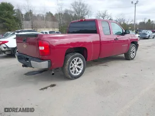 2007 Chevrolet Silverado 1500 LT w/1LT with VIN 2GCEK19C871677203, listed as a IAAI auction lot 41781624 with 201,083 mi miles. Bid and sale history available at carsss.com. Image 4.