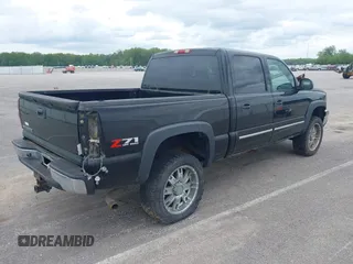 2007 Chevrolet Silverado 1500 LT3 with VIN 2GCEK13Z871177099, listed as a IAAI auction lot 42144567 with 207,622 mi miles and . Bid and sale history available at DreamBid. Image 4.