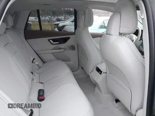 2023 Mercedes-Benz EQE 350+ z VIN 4JGGM2BB8PA017402, wystawiony jako IAAI lot #41286677 z przebiegiem 13 881 mil mil oraz . Historia ofert i sprzedaży dostępna na DreamBid. Obrazek 8.