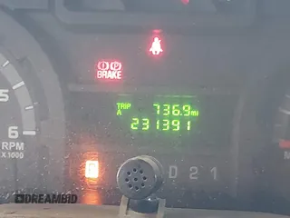 2014 Ford Econoline Cargo Commercial with VIN 1FTNS2EW6EDA03445, listed as a IAAI auction lot 41973556 with 231,391 mi miles. Bid and sale history available at carsss.com. Image 15.