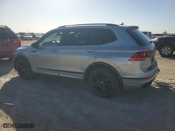 2023 Volkswagen Tiguan SE R-Line Black with VIN 3VVCB7AX0PM107991, listed as a Copart auction lot 44247355 with 19,622 mi miles and Clean Title. Bid and sale history available at carsss.com. Image 2.