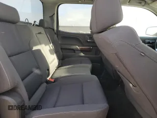 2016 GMC Sierra 2500HD SLE z VIN 1GT12SEGXGF265919, wystawiony jako Copart lot #82118884 z przebiegiem 113 066 mil mil oraz Szkoda całkowita • Salvage title. Historia ofert i sprzedaży dostępna na DreamBid. Obrazek 10.