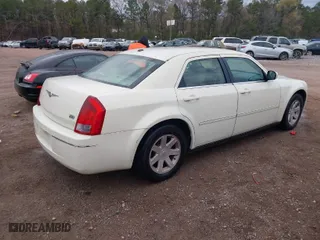 2006 Chrysler 300 Touring with VIN 2C3KA53G26H425157, listed as a IAAI auction lot 41856747 with 137,484 mi miles. Bid and sale history available at carsss.com. Image 6.
