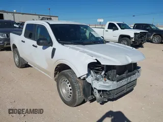 2022 Ford Maverick XL z VIN 3FTTW8E91NRA98688, wystawiony jako IAAI lot #41337860 z przebiegiem 94 397 mil mil oraz . Historia ofert i sprzedaży dostępna na DreamBid. Obrazek 1.