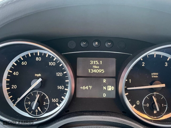 2010 Mercedes-Benz GL-Class GL 350 BlueTEC with VIN 4JGBF2FE1AA558596, listed as a Copart auction lot 82056614 with 134,095 mi miles and Clean Title. Bid and sale history available at carsss.com. Image 8.