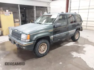 1994 Jeep Grand Cherokee Limited с VIN 1J4GZ78Y8RC198596, выставлен на аукционе IAAI как лот 41943421 с пробегом 329 828 миль миль и . История ставок и продаж доступна на DreamBid. Изображение 2.