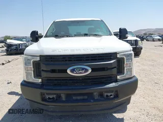 2017 Ford F-250 XLT с VIN 1FT7X2B6XHEF24648, выставлен на аукционе IAAI как лот 42256826 с пробегом 107 678 миль миль и . История ставок и продаж доступна на DreamBid. Изображение 12.