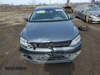 2013 Volkswagen Jetta with VIN 3VWWL7AJ6DM427118, listed as a Copart auction lot 50937335 with 337,598 mi miles and Salvage title. Bid and sale history available at DreamBid. Image 5.