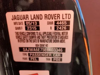 2014 Jaguar F-Type V6 with VIN SAJWA6E75E8K03346, listed as a Copart auction lot 88558275 with Not Provided miles and Salvage Title. Bid and sale history available at DreamBid. Image 13.
