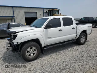 2014 Toyota Tacoma with VIN 3TMLU4EN9EM134765, listed as a Copart auction lot 60310615 with 194,416 mi miles and Salvage title. Bid and sale history available at DreamBid. Image 1.