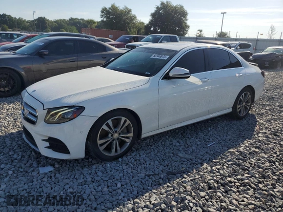 2017 Mercedes-Benz E 300 Luxury z VIN WDDZF4KB2HA054441, wystawiony jako Copart lot #56946975 z przebiegiem 154 968 mil mil oraz Nie do naprawy • Non repairable. Historia ofert i sprzedaży dostępna na DreamBid. Obrazek 1.