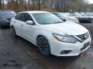 2018 Nissan Altima 2.5 SV with VIN 1N4AL3AP7JC188336, listed as a IAAI auction lot 41460697 with 158,008 mi miles. Bid and sale history available at carsss.com. Image 13.