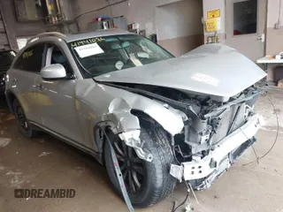 2017 Infiniti QX70 with VIN JN8CS1MW5HM414024, listed as a IAAI auction lot 41941086 with Not Provided miles. Bid and sale history available at carsss.com. Image 1.