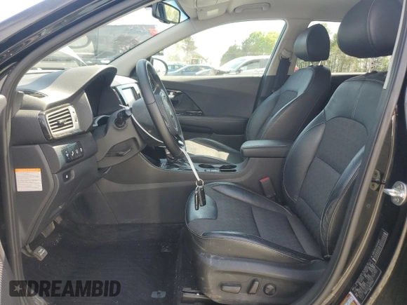 2019 Kia Niro EX with VIN KNDCC3LC7K5251812, listed as a Copart auction lot 53028825 with 152,439 mi miles and Salvage Title. Bid and sale history available at carsss.com. Image 7.