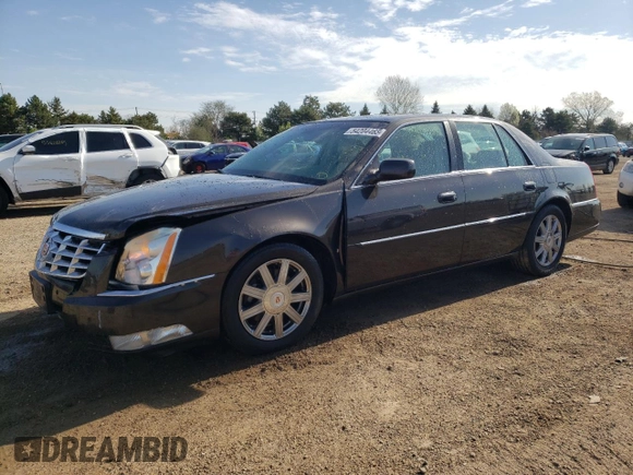2008 Cadillac DTS 1SC z VIN 1G6KD57Y68U111388, wystawiony jako Copart lot #54204465 z przebiegiem 122 077 mil mil oraz Szkoda całkowita • Salvage title. Historia ofert i sprzedaży dostępna na DreamBid. Obrazek 1.