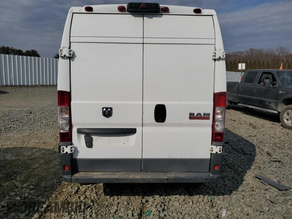 2017 Ram ProMaster Cargo with VIN 3C6TRVDG5HE549193, listed as a Copart auction lot 47240215 with 164,946 mi miles and Salvage Title. Bid and sale history available at carsss.com. Image 6.