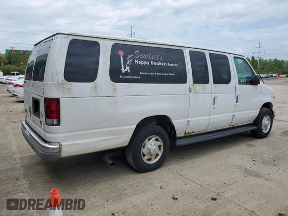 2001 Ford Econoline Passenger XL with VIN 1FBSS31L31HA96582, listed as a Copart auction lot 56147165 with 138,381 mi miles and Clean title. Bid and sale history available at DreamBid. Image 3.