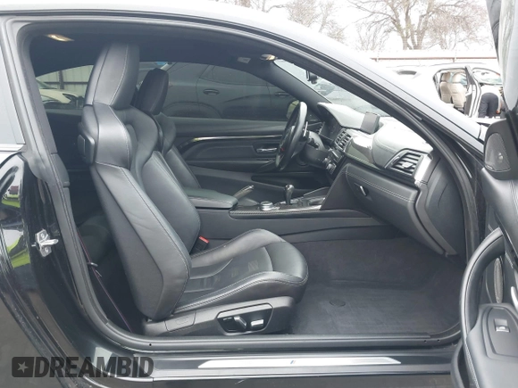 2019 BMW M4 with VIN WBS4Y9C53KAH82910, listed as a IAAI auction lot 41570315 with 59,227 mi miles. Bid and sale history available at carsss.com. Image 5.
