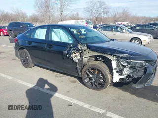 2024 Honda Civic Si z VIN 2HGFE1E58RH472107, wystawiony jako IAAI lot #41189474 z przebiegiem 20 500 mil mil oraz . Historia ofert i sprzedaży dostępna na DreamBid. Obrazek 1.