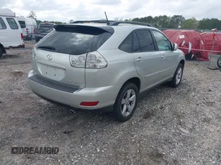 2007 Lexus RX 350 with VIN 2T2HK31U17C005073, listed as a IAAI auction lot 41943720 with 298,075 mi miles. Bid and sale history available at carsss.com. Image 4.