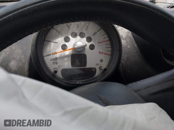 2014 MINI Countryman with VIN WMWZB3C53EWR40742, listed as a IAAI auction lot 42384059 with Not provided miles and . Bid and sale history available at DreamBid. Image 7.