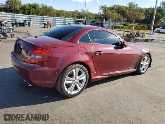 2011 Mercedes-Benz SLK 300 с VIN WDBWK5EA2BF241530, выставлен на аукционе Copart как лот 50907715 с пробегом 116 210 миль миль и Чистый • Clean title. История ставок и продаж доступна на DreamBid. Изображение 3.