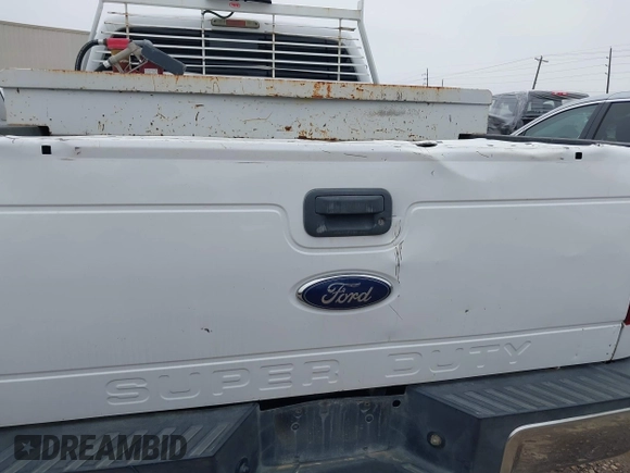 2016 Ford F-250 Lariat with VIN 1FT7W2BT6GEC99538, listed as a IAAI auction lot 40879245 with 272,331 mi miles and . Bid and sale history available at DreamBid. Image 6.